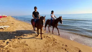 balade-cheval-plage-été